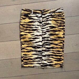 Dolce and Gabanna pencil skirt